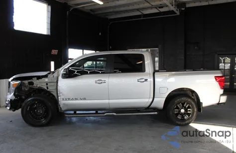 2010 Toyota Tacoma Double Cab Prerunner z USA, uszkodzony, nr VIN 3TMJU4GN7AM094460